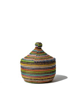 Panier de rangement avec couvercle
