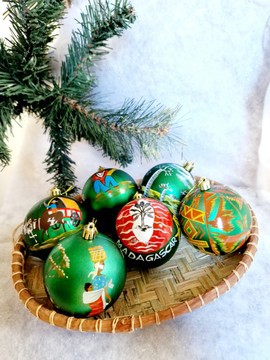 6 Christmas balls / Christmas decoration / ARTISANAL CHRISTMAS collection / Madagascar