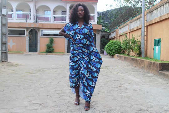 MAXI DRESS / LONG PRINTED PLEATED DRESS
