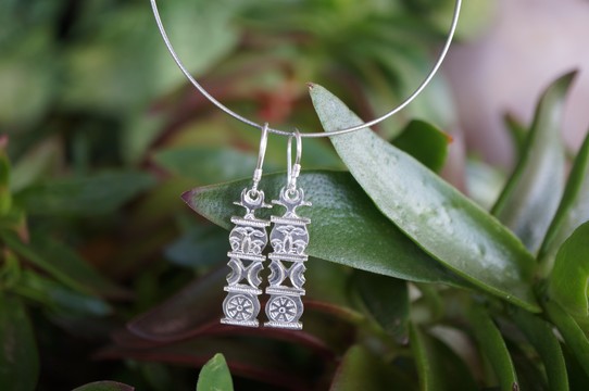 ALOALO Dangling Earrings