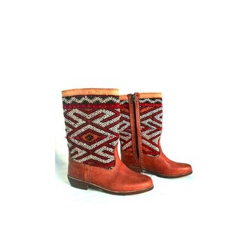 High-end handmade genuine leather and kilim boot.
