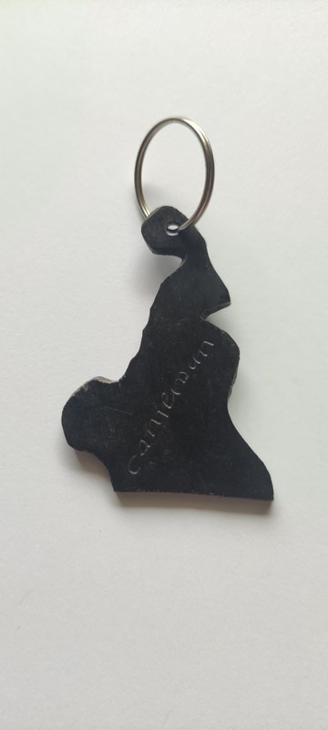 Porte-clés sculpté à la main bois ébène - porte clefs