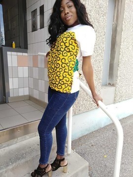 T-SHIRT