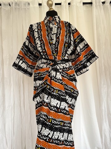 Two-piece African outfit in Bogolan - Wax shirt - matching wrap skirt to tie