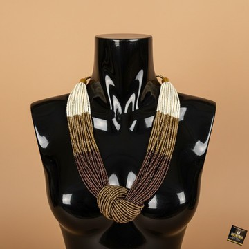 Collier de perles de rocaille nouées à plusieurs rangs, dégradé de tons terreux