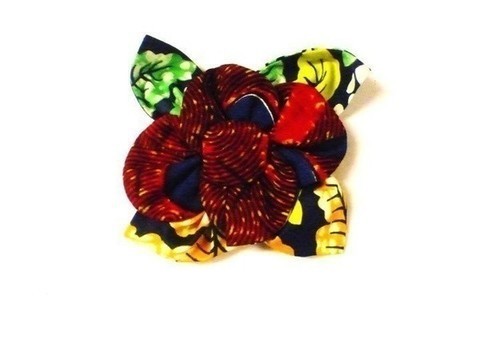 Barette / Broche  en wax  CARO