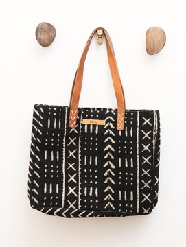 Maxi Tote Bag in Black Bogolan
