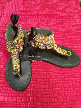 Sandales pour femmes africaines, sandales Massaï, sandales d'été, sandales en cuir perlé, chaussures pour femmes