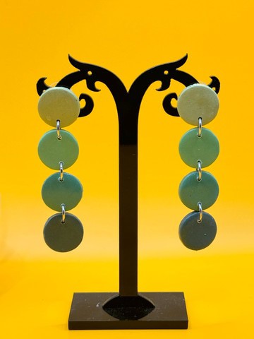 FANCY24-20 : Clous d'oreille pendantes vertes dégradées