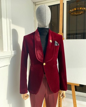 Un costume de smoking en velours imbibé de revers châle