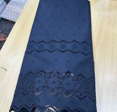 Tissu en dentelle polonaise de luxe, 5 yards
