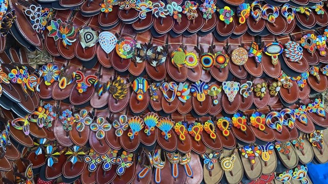 WHOLESALE SANDALS /MASAI SANDALS / WHOLESALE KENYAN SANDALS -MINIMUM 10 PAIRS