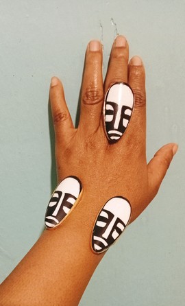 Bijoux de masque, bijoux en os, bracelet en os, laiton, bracelet, bagues en os.
