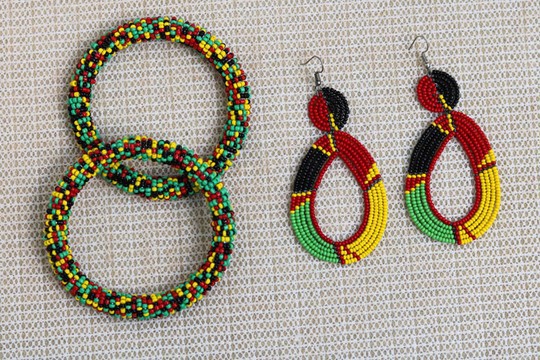 African Beaded jewelry, Beaded earrings and bracelets, Elegant earrings, Boho earrings