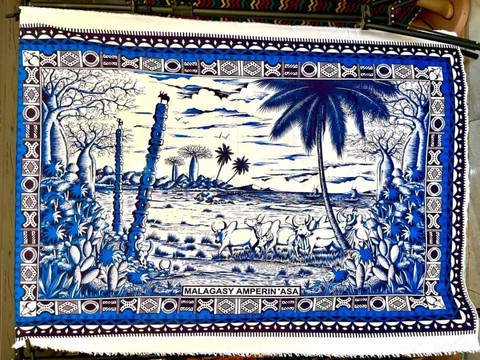 Paréo plage / SALOVA/KISALY/ LAMBAHOANY/ PAGNE TRADITIONNEL Madagascar