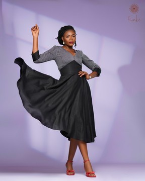 Robe Idunu noire