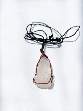 Clear Quartz Crystal Necklace - 004