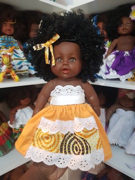 Lucy Colibri Dolls doll - yellow embroidery wax
