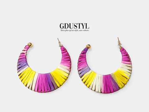 Boucles d'oreilles en raphia "SOFIA" rose
