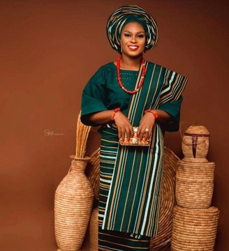 Traditional women's African aso oke Iro and Buba set,4 piece for women