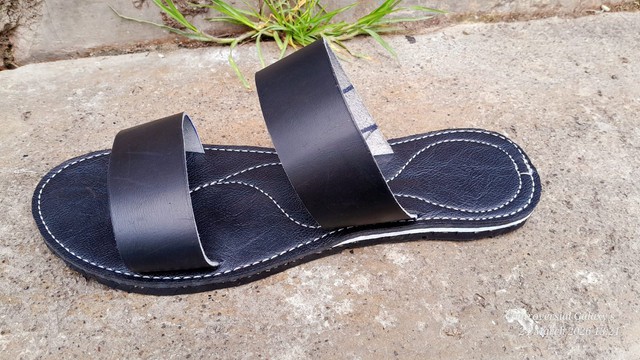 Handcrafted Black Leather Two-Strap Sandals – Minimalist Double-Band Casual Slides