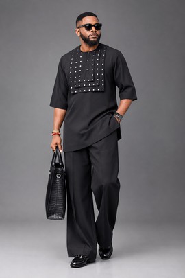 Ensemble traditionnel noir deux pièces pour homme – tunique élégante à manches courtes et pantalon à jambes larges