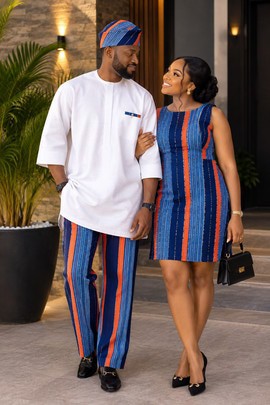Ensemble africain pour couple – Robe rayée Aso-Oke pour homme et femme