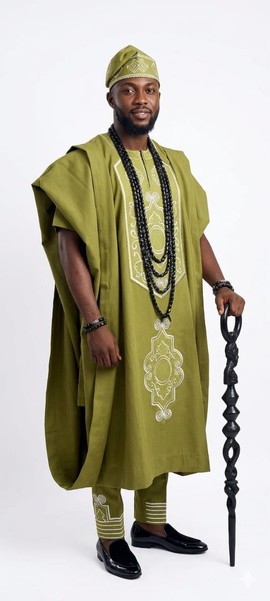 Agbada with kaftan and trouser with classic embroidery
