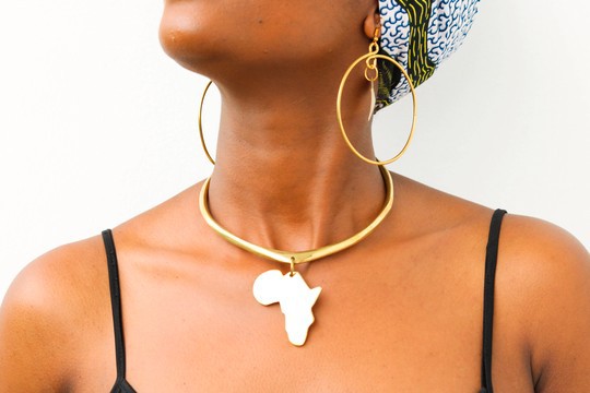 Collier en laiton africain, bijoux en laiton, collier en laiton pendentif, cadeau de Noël pour elle, cadeau de mamans