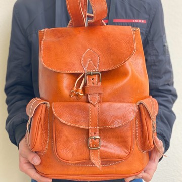 Sac à dos en cuir véritable haute qualité 100% fait main.