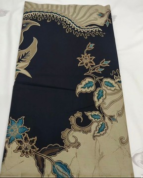 Hand-drawn Batik/ Hand-dyed/ Natural Dye/ Cotton Sarong/ Home Decor Fabric/ Dress Fabric