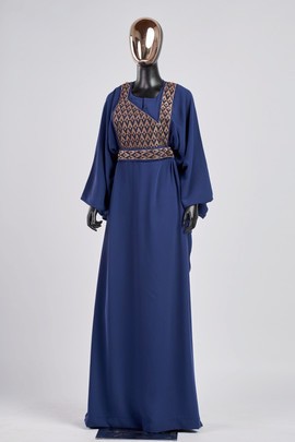 Alia boubouverbalizer code? Wait output translation likely "Alia boubou" unchanged because garment term. Ensure exact.