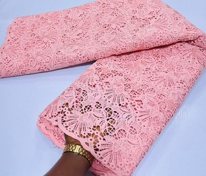 tissu en dentelle 5 yards