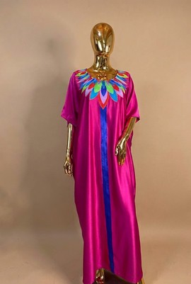 Long Pink Geo-Embroidered Kaftan - Wedding/ceremony