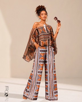 set of wide trousers and its matching tunic