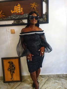 Luxury African Woman Sequinned Lace Mid-Length Dress for Special Occasions/Weddings/Birthdays