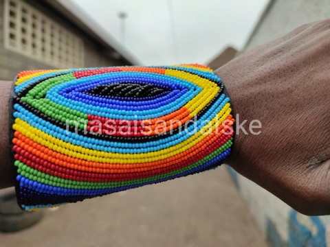 Maasai bracelets , African bracelets , Beaded wrist bracelets , African bangles
