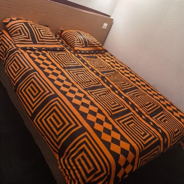 Housse de couette 240x260 + 2 oreillers en tissu pagne wax