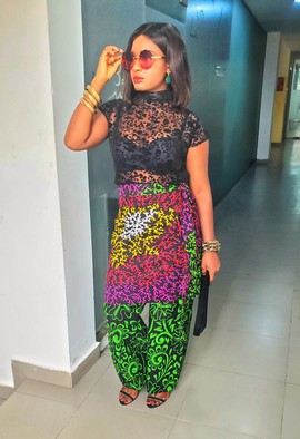 Ensemble deux pièces unique Nena pour femme africaine, pour les occasions spéciales et les beaux jours/Grande taille