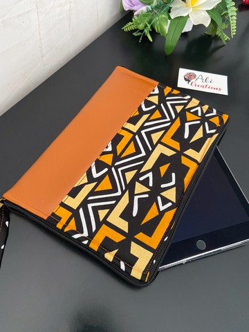 “Bogolan” wax tablet cover