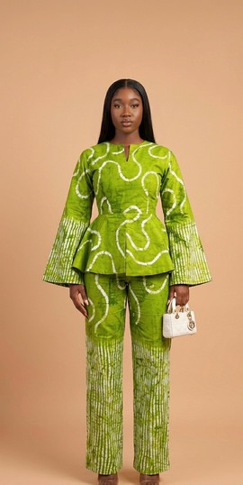 African Adire 2-Piece Pants Set – Green Tie-Dye Peplum Top and Straight-Leg Trousers