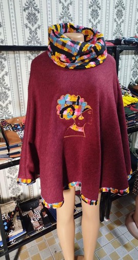 Afro Queen Women Poncho, Burgundy Knit Poncho, African Warm Cloth for Her