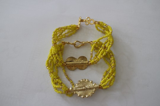 pearl bracelets and akan weights