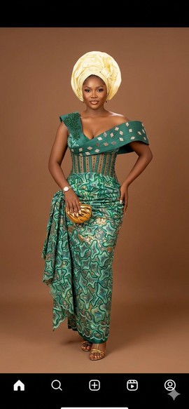 Women's Structured Off-Shoulder Corset Lace Gown