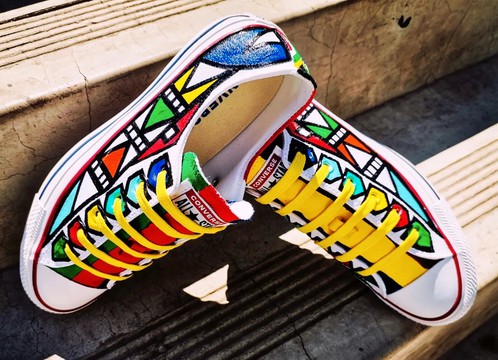 Hand-Painted Ndebele Geometric Low-Top (UNISEX)