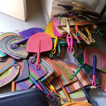 WHOLESALE STRAW FANS -10 FANS
