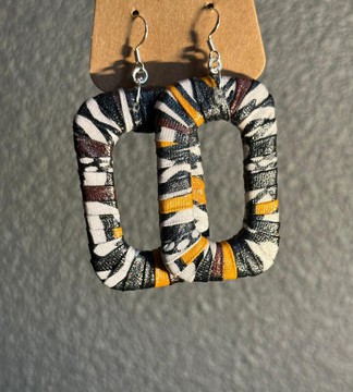 YEMOJA NDOP / TOGUH BLUE necklace in WAX fabric-loincloth beads