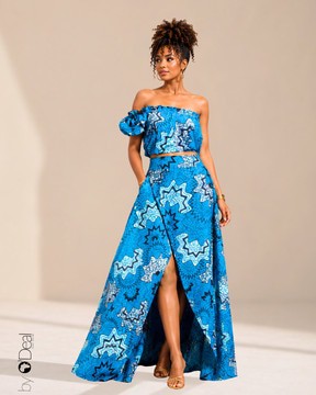 Ensemble maxi jupe et son crop top asymétrique assorti