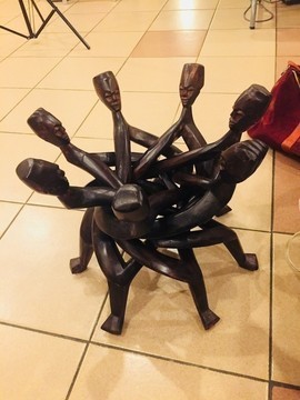 Furniture or coffee table Reconciliation 7 heads