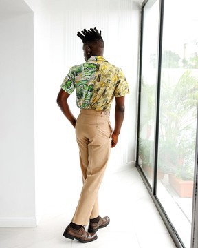 A half cut, brown beach plants prints, green mixed prints vintage club collar casual shirt.